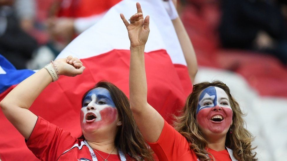 Aficionadas al futbol chileno
